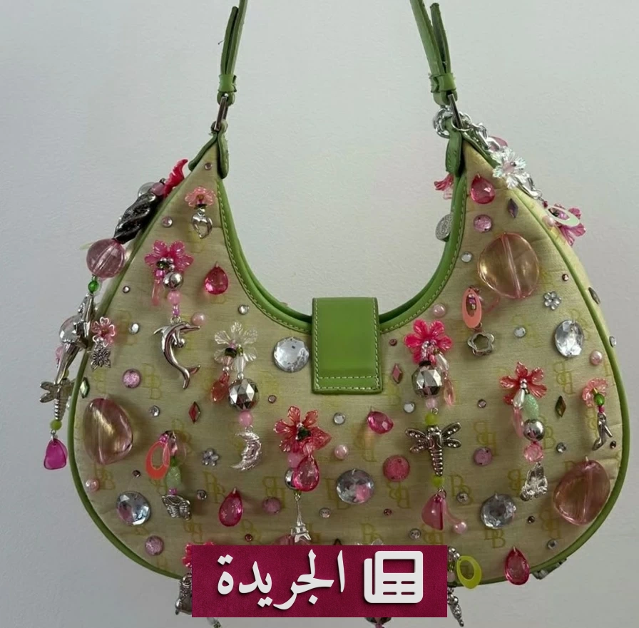 عودة بريق الألفينات في عالم الموضة بظاهرة الـBedazzling - آخر الأخبار - الجريدة