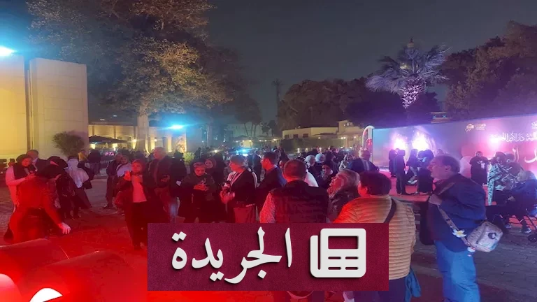 **عشق في الأضواء: مدحت صالح يحرص على قلوب عشاق الحب في دار الأوبرا**