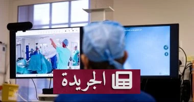 الابتكار الطبي يغير قواعد المعركة: نجاح أول جراحة روبوتية عن بعد لسرطان البروستاتا