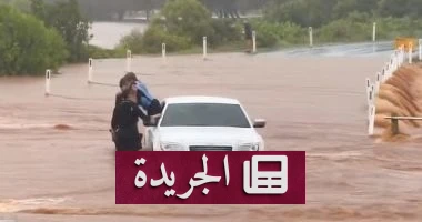 الإنقاذ الدرامي: كيف أنقذ ضباط الشرطة طفلاً من غمر الفيضانات في كوينزلاند - أخبار أونلاين