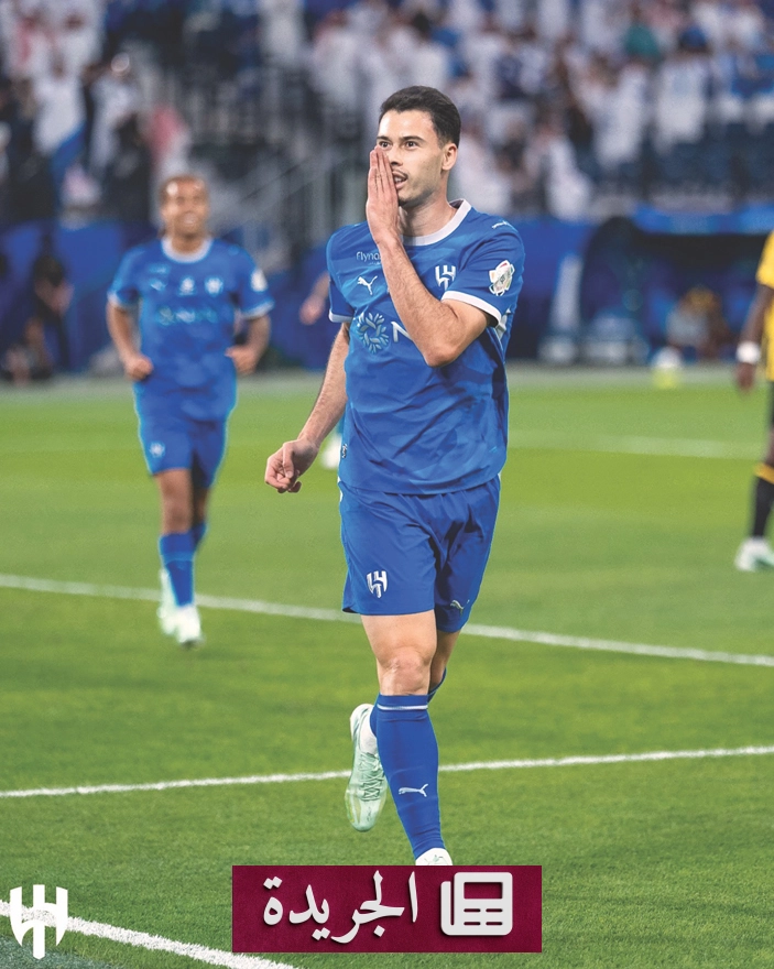 الهلال يفوز بثلاثة أهداف مقابل هدفين في الكلاسيكو السعودي - آخر الأخبار - الجريدة
