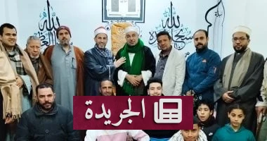 القرآن في العرين: الشيخ طه يثير عواطف الحضور بتلاوة قصار السور بين الخشوع والروحانية - أخبار أونلاين