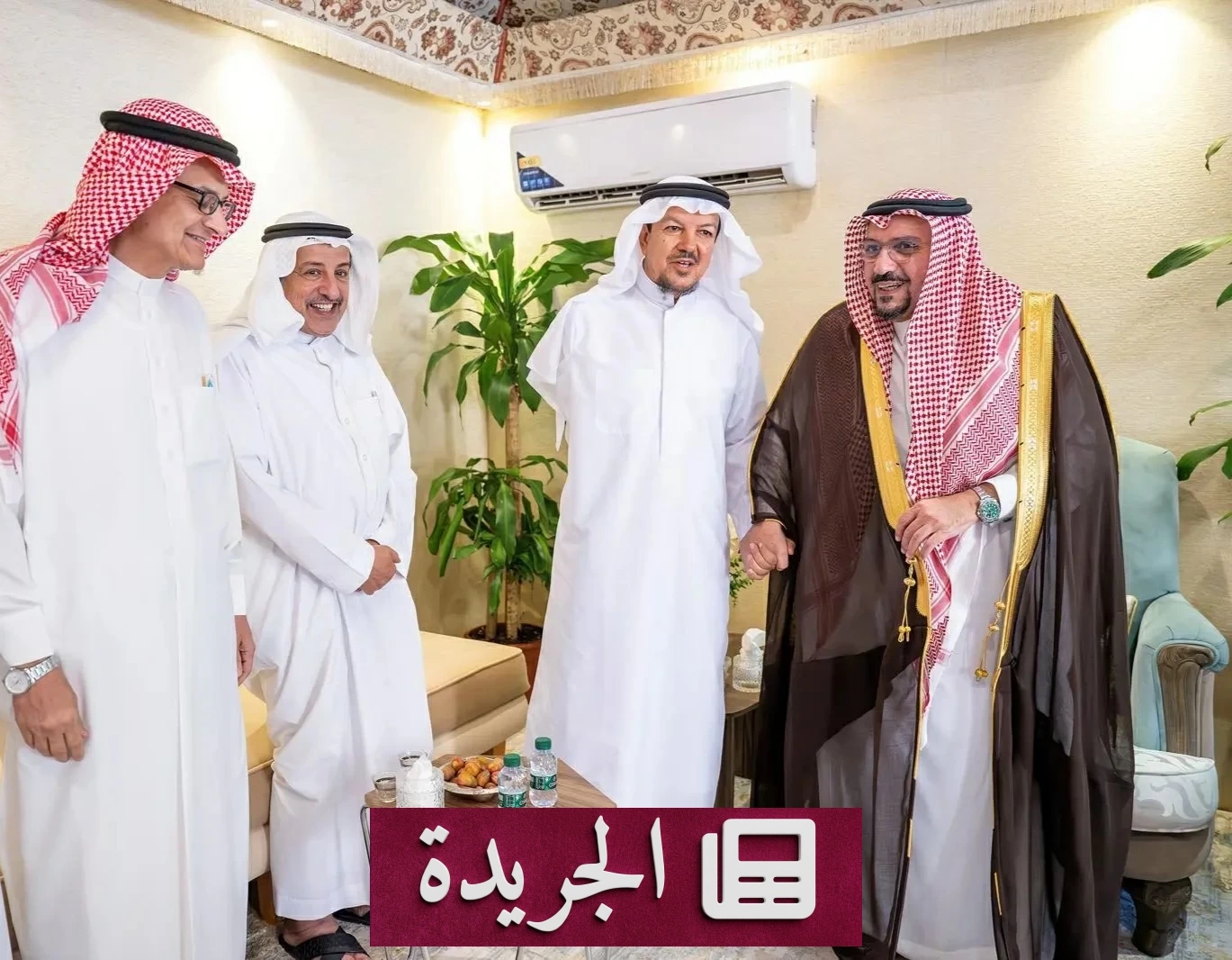 أمير القصيم يتقدم بتعازيه لأسرة السليم في وفاة حمد بن خالد السليم - آخر الأخبار - الجريدة