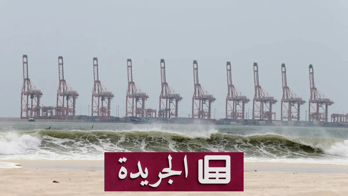 استهداف ميناء صلالة العماني بمسيرتين وإصابة عامل وتضرر رافعة - أخبار أونلاين