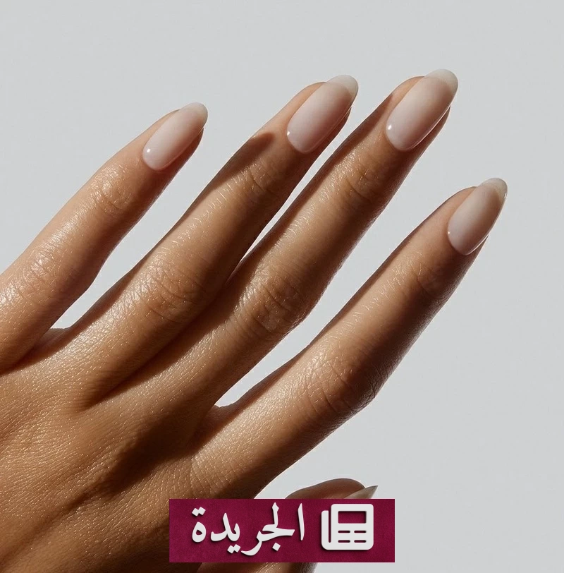 أظافر «جوز الهند الهلامية».. صيحة صيفية لامعة تزين الأظافر - آخر الأخبار - الجريدة