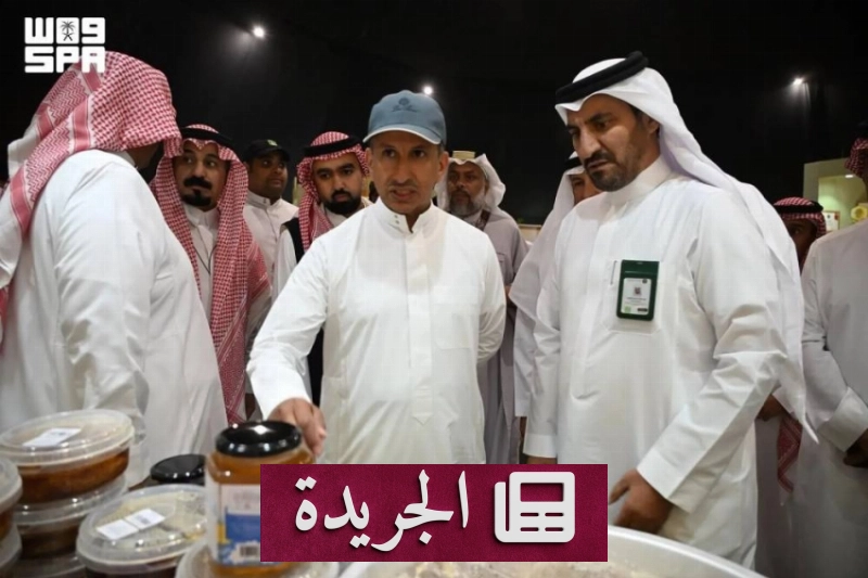 معالي الوزير يتفقد أجنحة النحالين في معرض المنتجات الوطنية - آخر الأخبار - الجريدة