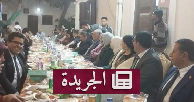 "مائدة السحور في كنيسة الروم: رسالة الوحدة المصرية التي هزت قلوب العالم" - أخبار أونلاين