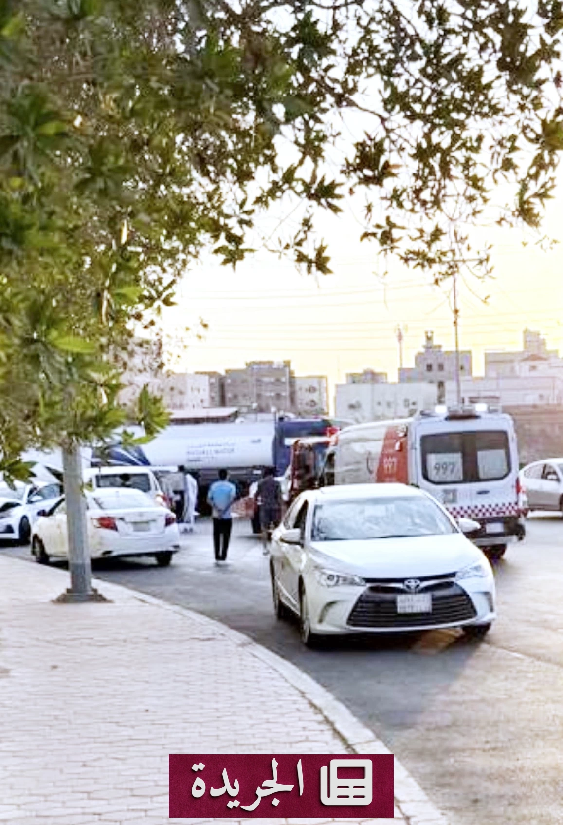 منعطف خطير بحي الحرازات يهدد سلامة الأهالي ويطالبون بحلول عاجلة - آخر الأخبار - الجريدة