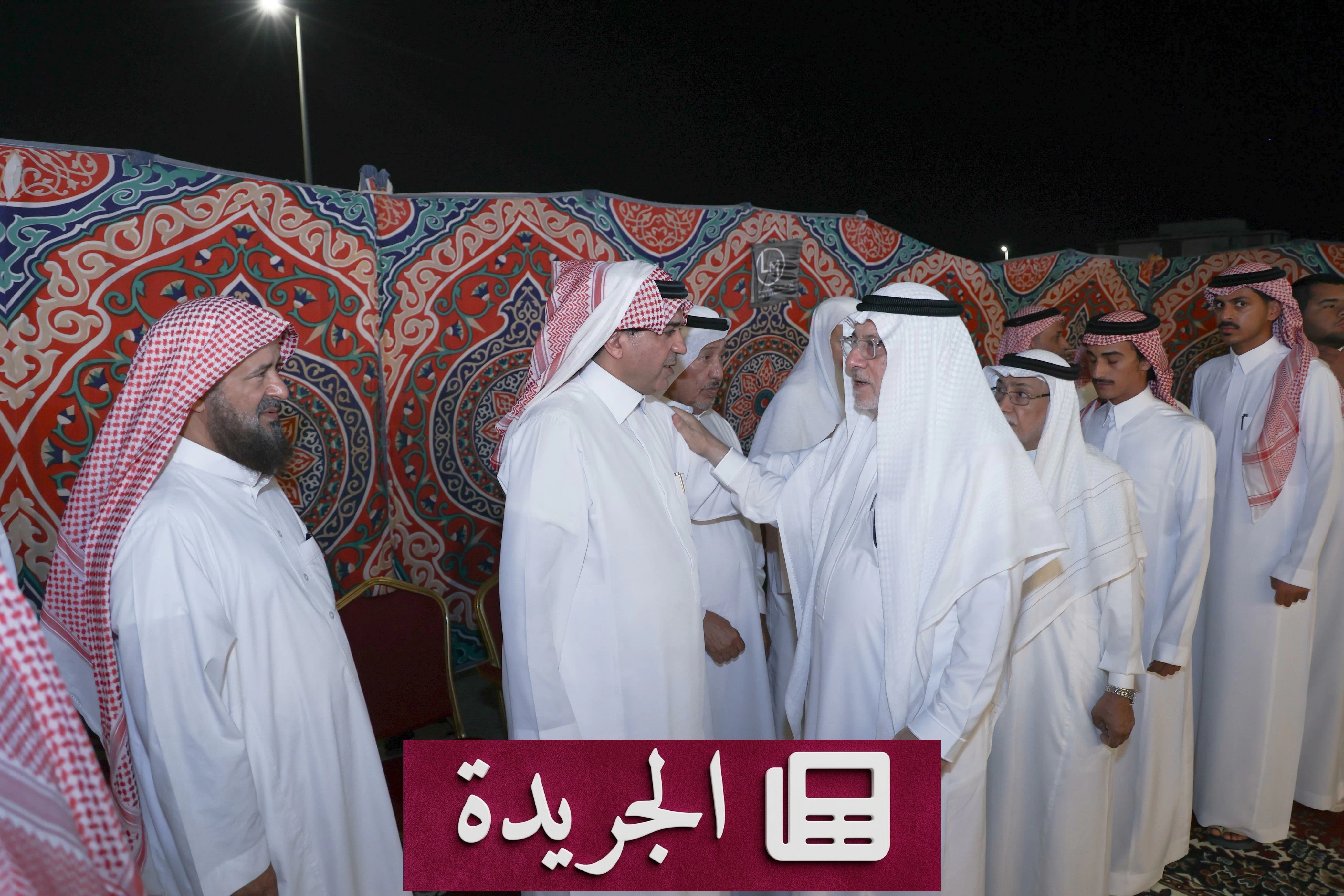 مسؤولون وإعلاميون يتوافدون على عزاء أسرة الحسون في فقيدهم أحمد - آخر الأخبار - الجريدة