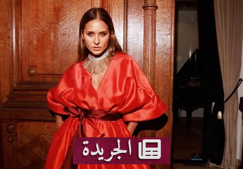 نيللي كريم تبهج الجمهور بإطلالة حمراء نارية في حفل فني - آخر أخبار الجريدة