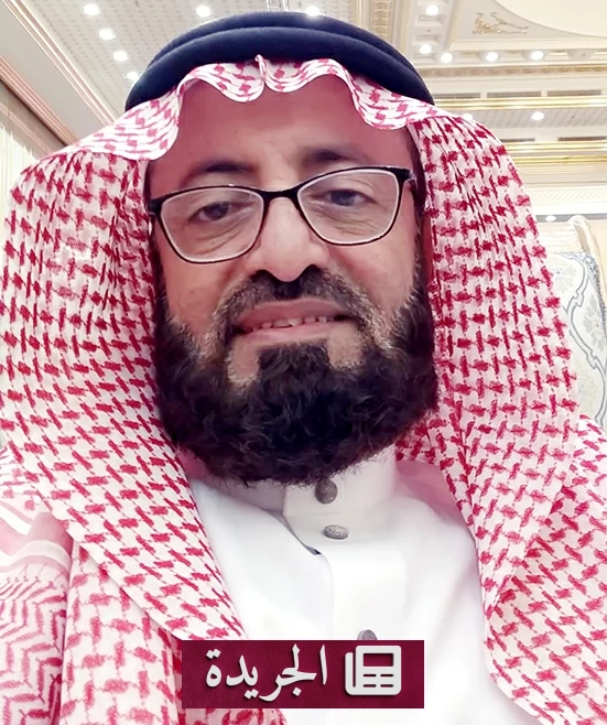 غلاف رواية «دم أسود» للقاص عثمان سعيد الغامدي يظهر صورة تعبر عن الحياة القروية