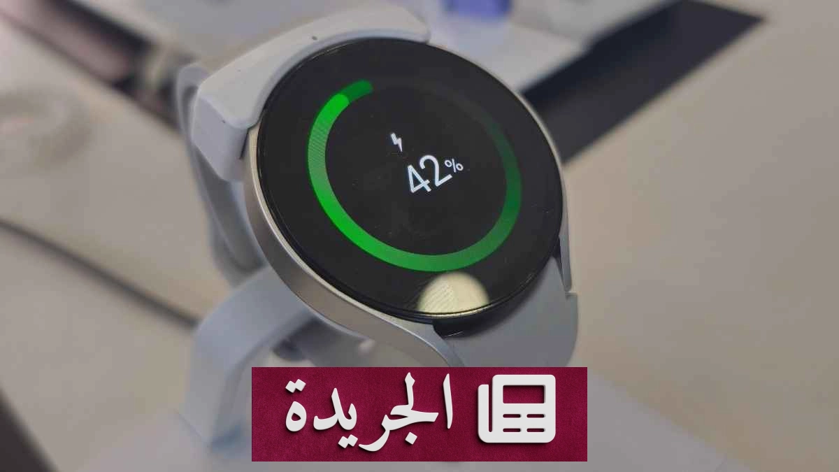 صورة لساعة Galaxy Watch 6 تعرض واجهة مستخدم حديثة بعد تحديث One UI 9